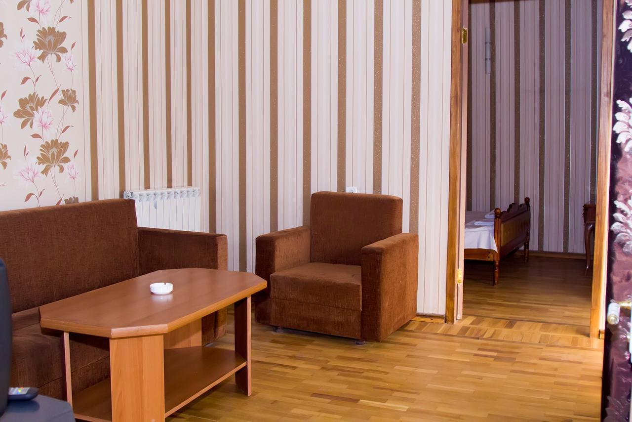 Aratta Hotel Argavand 外观 照片