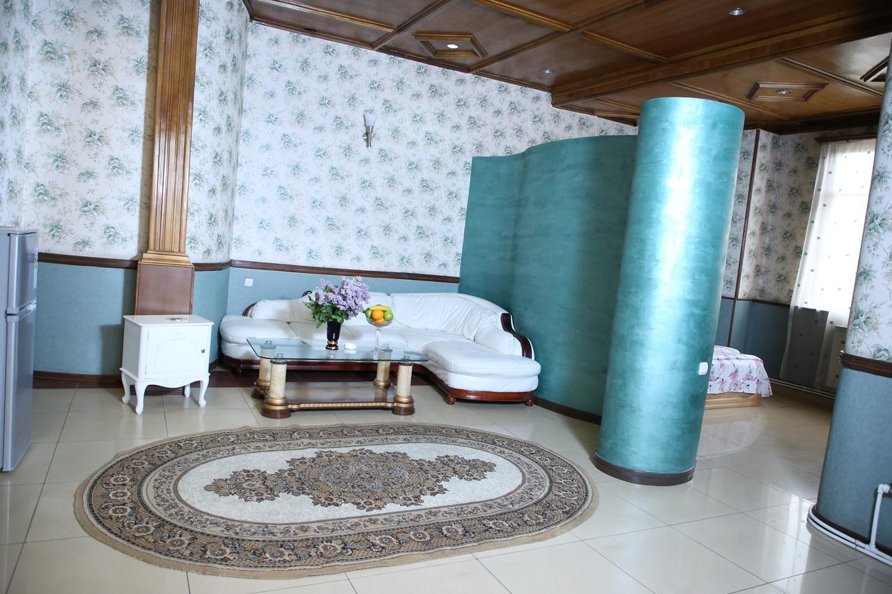Aratta Hotel Argavand 外观 照片