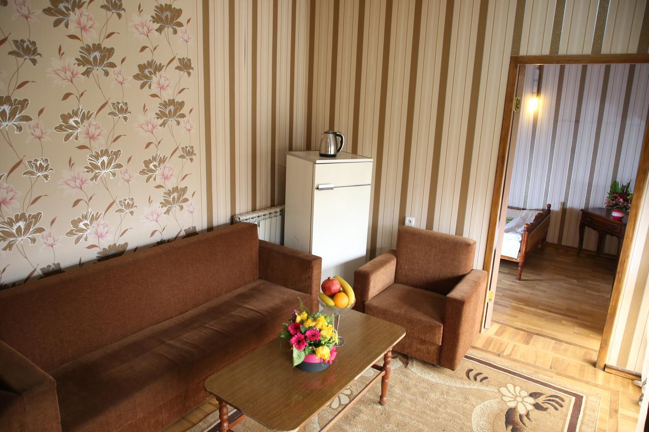 Aratta Hotel Argavand 外观 照片