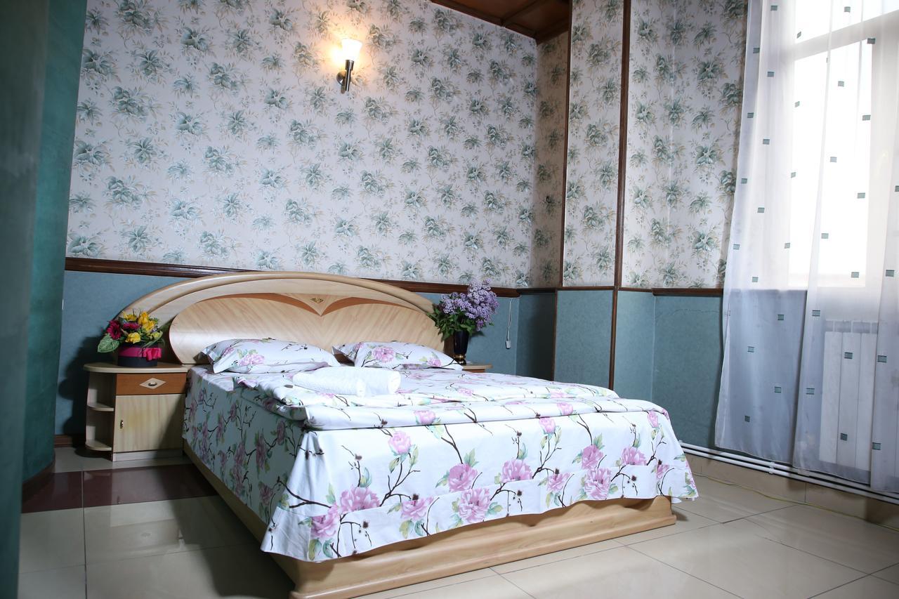 Aratta Hotel Argavand 外观 照片